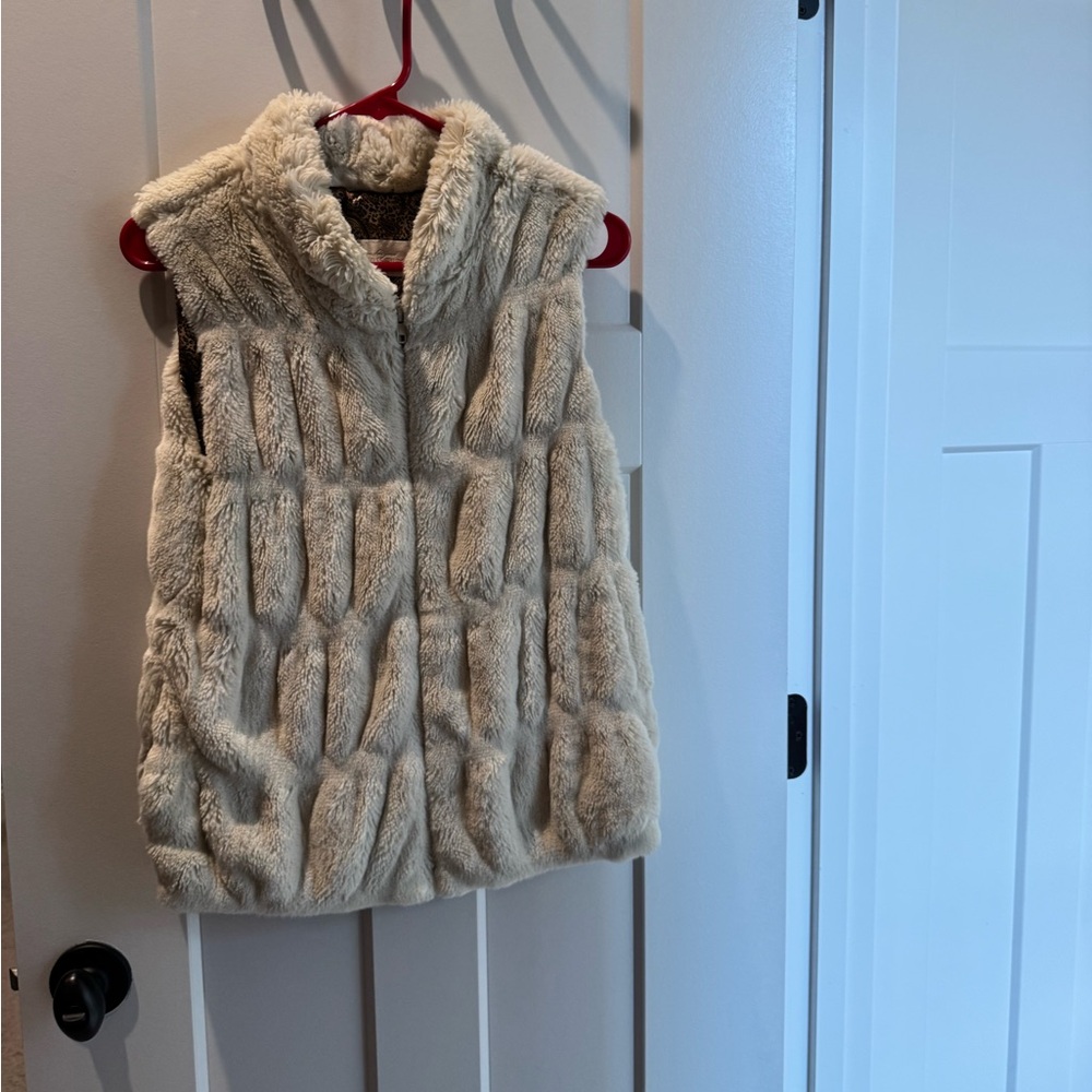 Fabulous Furs Cream Plush Faux Fur Vest